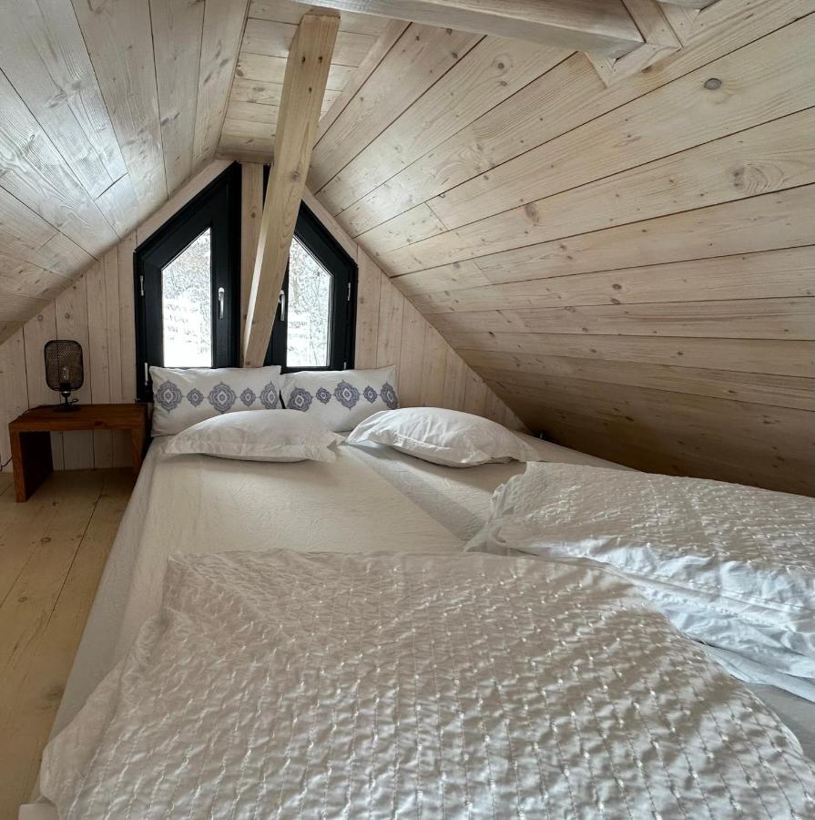 Willa Bramble Tiny House Zărneşti Zewnętrze zdjęcie